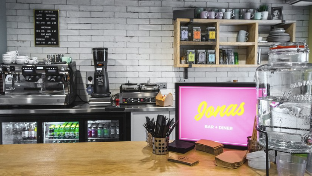 Cafe facilities at Jonas long-stay hotel in Sheffield